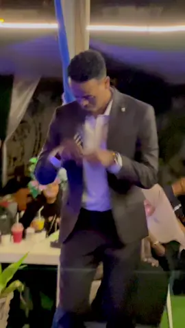 Qamar suugaani oo dadka ka oysiyey😯😯#qamar_sugaani #wll_bk #somalitiktok #goljanno