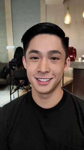 NIKKI CO✨Getting ready for #gmagalanightDefinitely had a great time working with @nikkico_ @sparklegmaartistcenter #sparklegmaartistcenter #ranihmuaph #makeupartistphilippines #gmaball