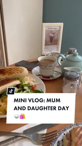 Only my second time charity shopping 😱 #dayinthelife #minivlog #homewareshopping #dailyvlog