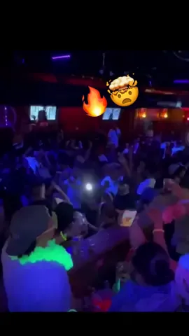 This night was WILD 😳😮‍💨  #kaasmusic #pepperloungestl #downtown #fridaynight  #djset #stlouis #stlmusicscene #stlnightlife #stlnightclub #clubdj #moveyourbody #quedate #bzrpmusicsession #bzrp51 #quevedo #wyy #fypage #fp #507 #314 #midwestclub #como #columbiamo #stlmo #mo #latinnightclub #kcnightlife #danceclub #fergie #umbrellaunderground