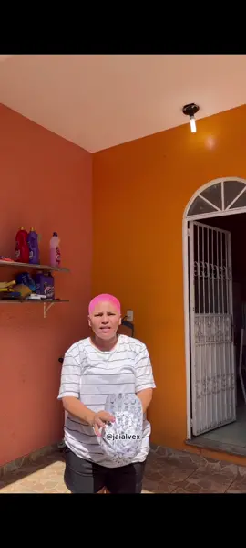 Reação da minha mãe ao vê meu cabelo rosa