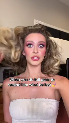 Plot twist barbie and bratz hook up instead 💅 💄@edgarsaenzstyle  #barbietingz #barbietok #modeltok #modeltiktok #barbieglam #barbiemakeup #exgirlfriend