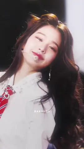 like mother like daughter. the it girls of their generation #JENNIE #WONYOUNG