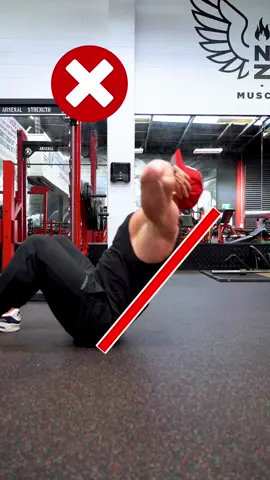 ⚠️ LOWER BACK PAIN! ❌ is a result of doing sit ups like this! Instead keep your abs spine curved and abs contracted so the stress is on your abs NOT your lower back!