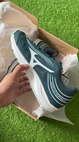 Mizuno cyclone spedd 3 mẫu màu mới cục đẹp mới về bổ sung đủ size cho anh em nhé! #giaycaulongmizuno #mizunocaulong #mizunochinhhang #sportway #84vanphuc