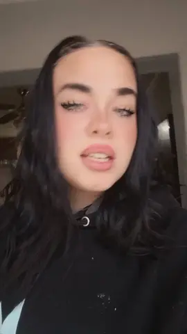 you just there... #girllllls #blueeyedgirl #beyourself #nonbinary #badbitch #foryoupage #foryou #fyp