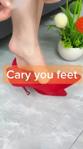 #Summer #hot #sweat #walk #shoes #feet #goodthing #useful #UK