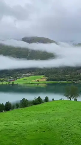 #سويسرا🇨🇭 #جمال_طبيعي #أوربا #اللهم_صلي_على_نبينا_محمد #جنة_الله_على_الارض #يوم_الجمعه #صلوا_على_رسول_الله #صلوا_على_رسول_الله  #مساء_الحب_والسعاده