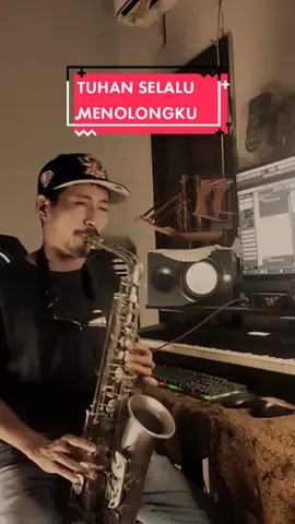 #tuhanselalumenolongku #cover #coversax #coverrohani