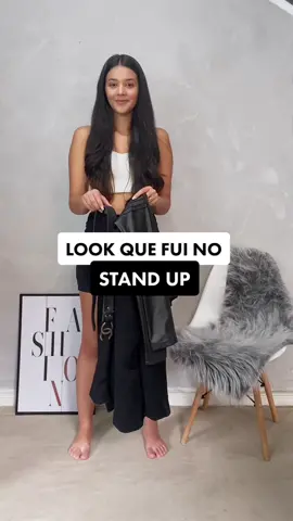 Postei uma foto com esse look na rede vizinha e amaram! Então tive que fazer um video pra vocês 🖤 E ai curtiram?? #grwm #lookdodia #outfit