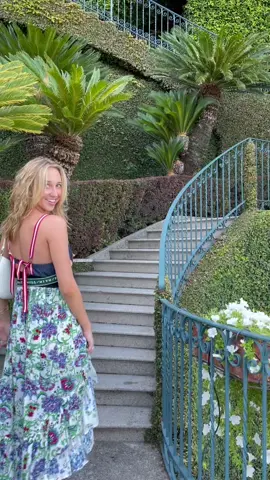 will run up steps for an aperol spritz @ghtlakecomo #lakecomo #europeansummer #vacation #traveltiktok #fyp #aperolspritz