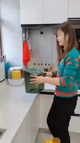 Thùng giác cài tủ bếp mẫu mới