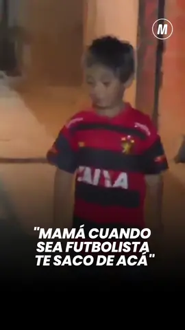😢 Un nene de 10 años fue entrevistado por #Crónica y emocionó a todos con su sueño: ser futbolista para sacar a la familia de la pobreza.