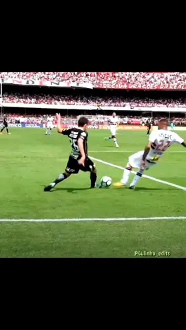 Rodriguinho Colocando o Júnior tavares para S3NTAR 🥶🔥 #rodriguinho #corinthians #saopaulo #classico #edit