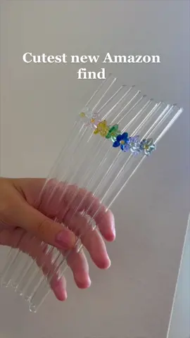 Obsessed with these cutsie straws! 🥹 #amazonfinds #amazonmusthaves #amazonprime #glassstraws
