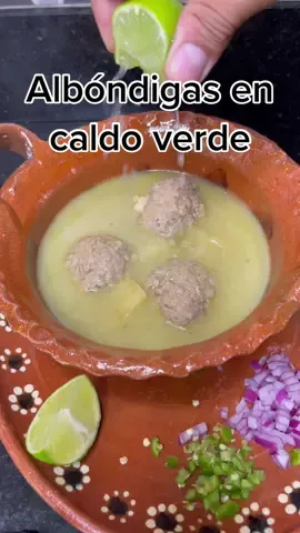 Albondigas en caldo verde deliciosas! 😍 #comidatipica #emilioelchef #recetastiktok
