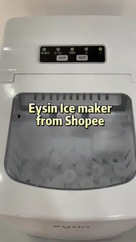 How do you make ice cubes? #icemaker #goodthing #KitchenHacks #fyp #tiktokmademebuyit #EYSIN