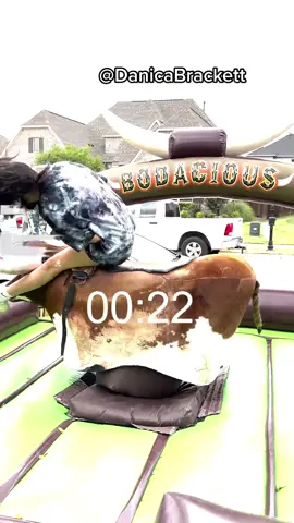 which streamer can last the longest on a mechanical bull? 😂 #twitch #findyourgrace #bull #mechanicalbull #montoyatwinz #faze #fyp #foryou