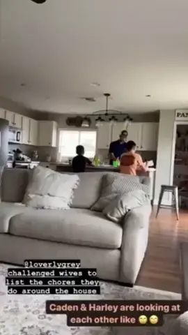 Terrible quality but let’s never forget that time during the thing that I pretended to list off chores that I ‘do’ around the house and filmed their reaction instead 🤣🤣