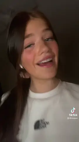 Double featured yall 😌😌😌 @isabelle.martinez