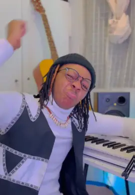 😂😅😅😅😅😅😅😂#intoenjena #amapiano #mzansitiktok #singing