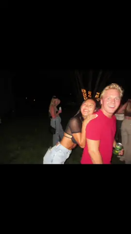 #greenscreen same vibe but better