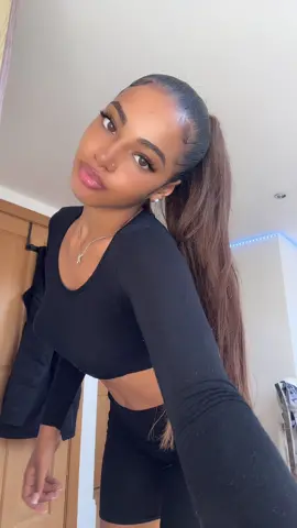#fypシ