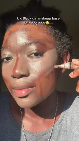 UK black girl makeup base as a beginner tut. NyarkoaahTutorials on YOUTUBE for more #nyarkoaahh #woc #makeup #ukblackgirl #makeuptut #blackwomen