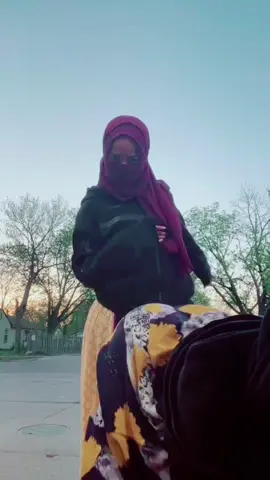 SOMALI GIRL TWERKING MASOCONA #Somali #somaligirls #somalitiktok #eastafrican #fyp #niiko