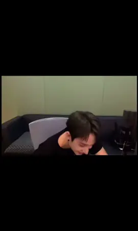 These 2 clips😅😅i give up ☺️☺️#bangchan #bangchanedit #straykids #sayplease #stay #lovestay #skz #kpop