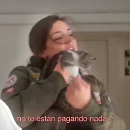 no le estaban pagando nada a la pobre de reina 😔😔 #barbica #barbaramartinez #micasuarez 