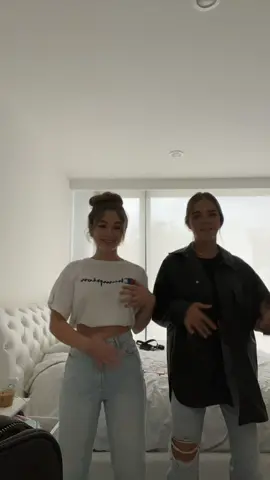 dos troncos bailando @ale.fdz_