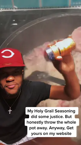 #duet with @juliannetaylorstyle #downhomecooking My Holy Grail Seasoning saved her a lil bit 😂 get that via my website www.soulkitchenllc.com #fyp