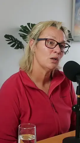 Tammy has broken many world records in the field of marathon swimming, but this may be the most amazing one of the lot! #swimming #marathontraining #marathon #worldrecord #record #athlete #aussie #olympics #commonwealthgames