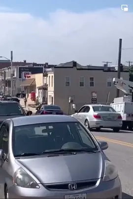 Guy in miller lite truck has a video too! #baltimore #fyp #baltimorecity #driving