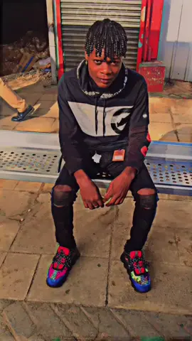 Men gee yo €——“:’x