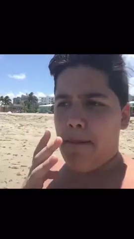 Since summer is coming to an end… lets run it back one more time 🌊🏝 #miamibeach #top5