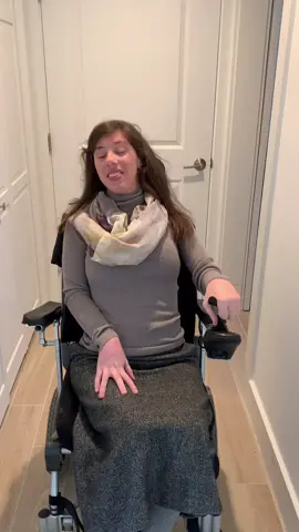 I AM FASHION! I AM VOGUE! 👩🏻‍🦽👗@gamutmanagement #fashion #foryou