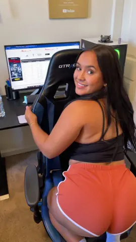 What just happened… #fyp #couple #prank