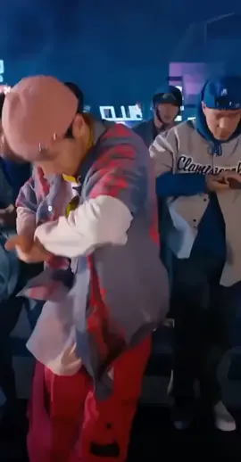 SDC5 ลงคลิปเต้นตุ้ยจ่าง กรี๊ดดค่ะเท่มากหล่อมากน่ารักมาก โอ้ยยยย#wangyibocoolguy #streetdanceofchinas5wangyibo #wangyibo王一博หวังอี้ป๋อ #หวังอี้ป๋อ王一博