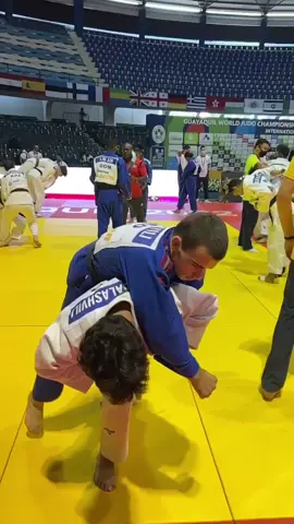 Who will be victorious today in Guayaquil? 🇪🇨🥋  #JudoJuniors #Judo #Ecuador #Sport