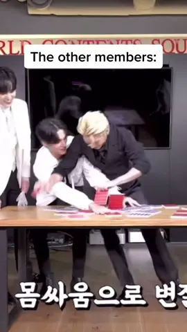 They be wrestling and tossing each other around omg🤣 #ateez_official_ #ateez #yunho #mingi #kpop #ateezatiny #8makes1team #fyp #jeongyunho #songmingi #kpopfyp #fypシ #ateezedit #ateezvideos #atiny