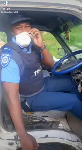 #capetownsouthafrica #towingandrecovery #siyayataxi #flyingsquad #roadworthy #lawenforcement #fyp #CCT #Taxi #taxidriver #trafficstop