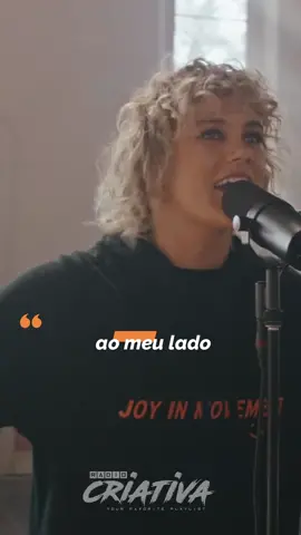 Hillsong United - Another In The Fire ''Eu posso ver a luz em meio as trevasEnquanto as trevas se curvam diante d'Ele''@hillsongunited @tayagaukrodger #gospelvideos #viralgospel #hillsongunited #outronafornalha #gospeltiktok