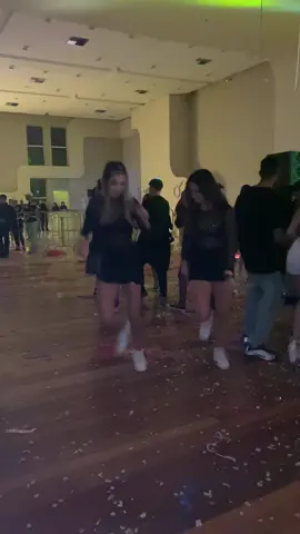 naquele pique fim de festa 💨🤪❤️ #fyp #passinho #role