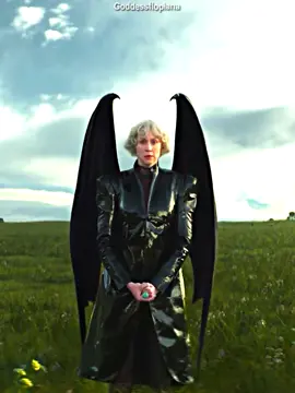She's evil ! #lucifer #lucifermorningstar #sandman #aftereffects #fyp #fypシ #viral #xyzbca #edit #pourtoi #pourtoii #satan #ae #floptok #dream