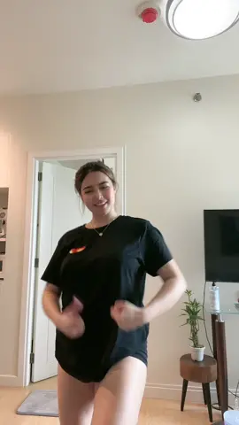 Nakapagtiktok pa habang naglalaba🤣
