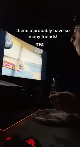 dating am I right #fyp #fypシ #foryou #foryoupage #fypage #introvert #alone #depressed #mouseeatingalone