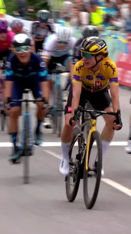 Vos makes it 2 out of 2 at #TOSC22! Can she maintain her 100% record today? Watch Stage 3 live on GCN+ from 15:00 BST gcn.eu/racetv