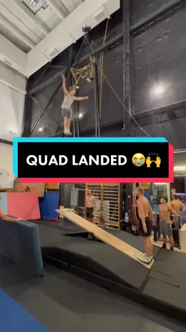 ladies and gentlemen… quadruple landed 😲🫢😳😭👏 @Quinn !!!! #teeterboard